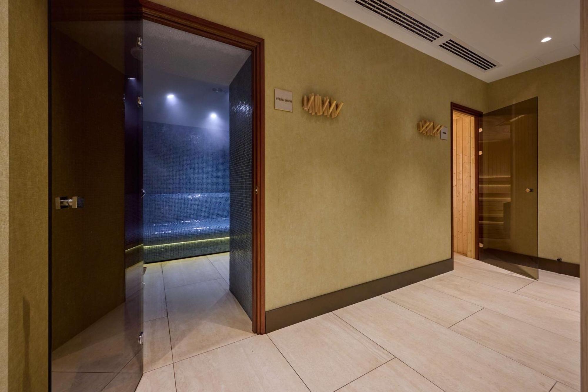 Hilton 5*