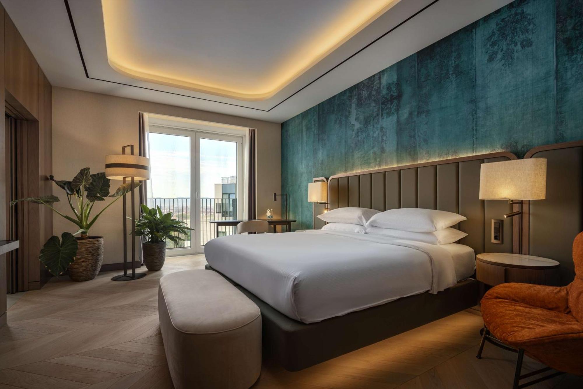 Hilton Ξενοδοχείο 5*